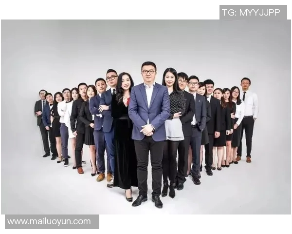 上海滑板队默契配合探秘:团队精神与技术的完美结合